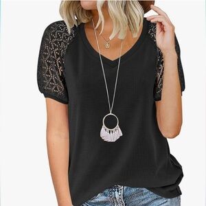Women’s Lace Short Sleeve V Neck Loose Fit Waffle T-shirt